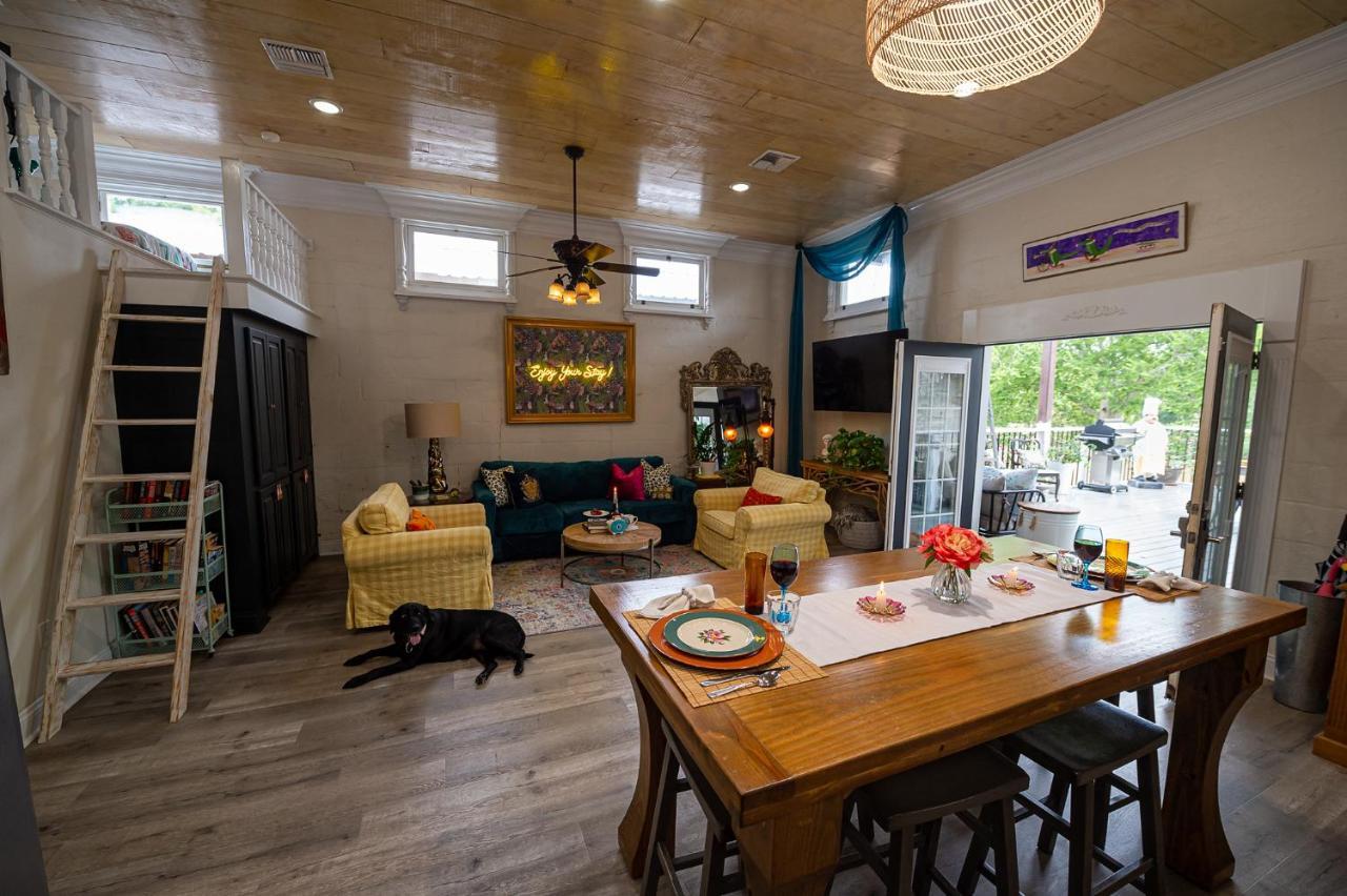 Chateau Royale, Pet Friendly, On Bayou, Downtown! Нью-Иберия Экстерьер фото